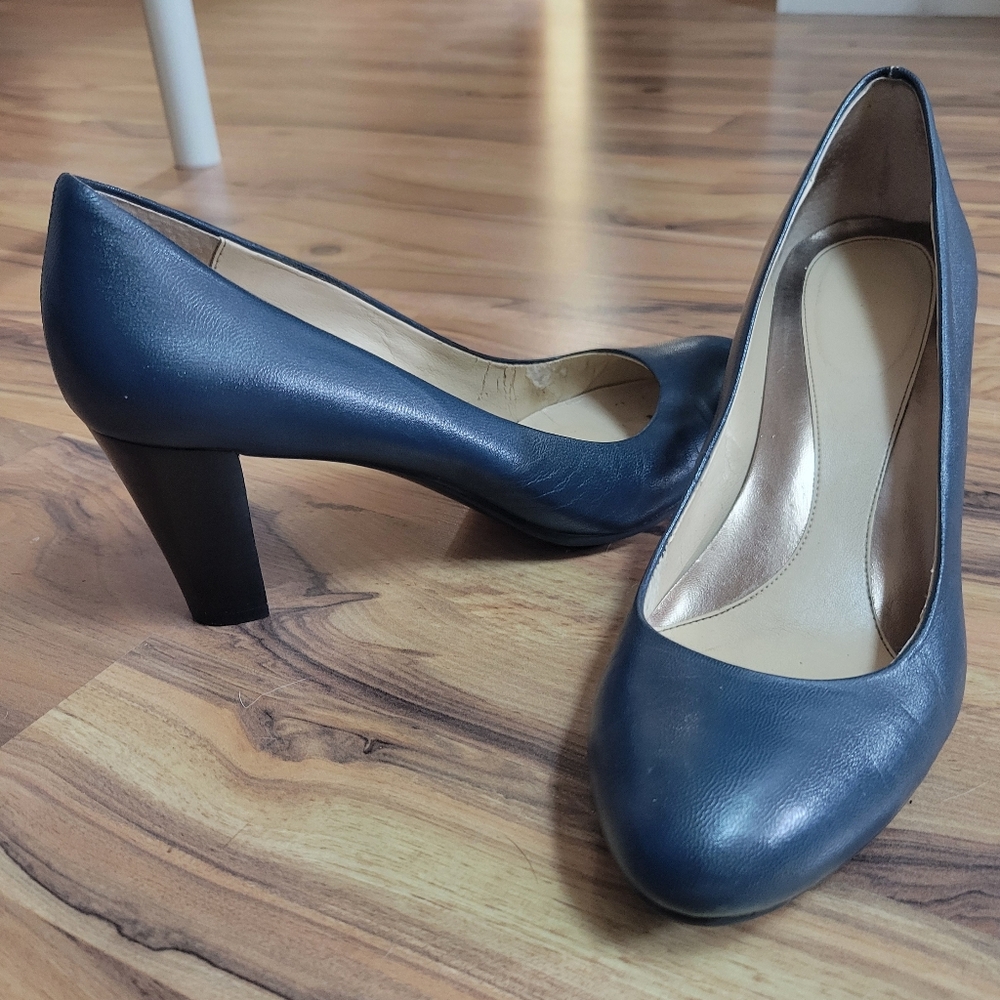 Calvin Klein Navy Leather Women's Pump